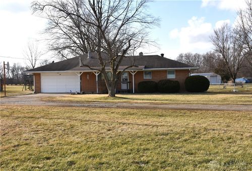7070 Peters Rd, Tipp City, OH, 45371-2074 | Card Image