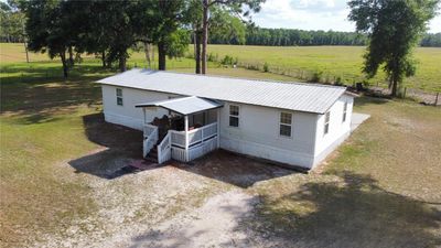 9556 Sw Us Highway 27, House other with 3 bedrooms, 2 bathrooms and null parking in Fort White FL | Image 1