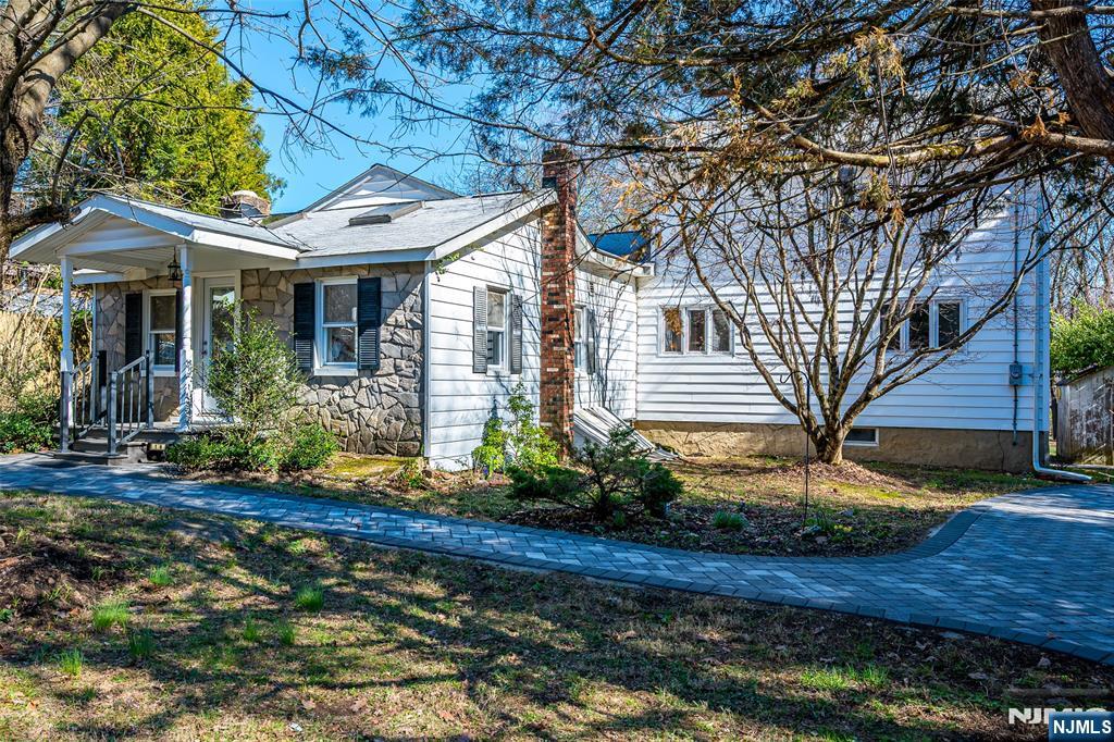 Residential in Lebanon Twp