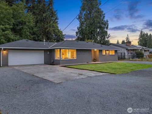 5724 78th Pl Ne, Marysville, WA, 98270-3936 | Card Image