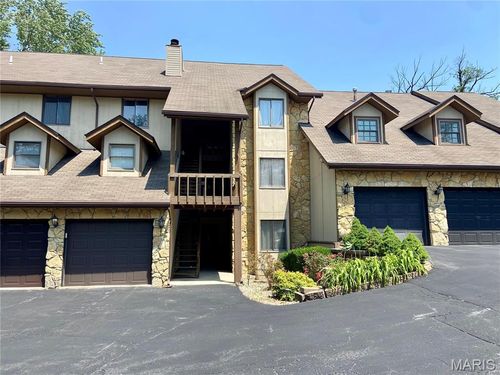 521 S 74th St, Belleville, IL, 62223-2858 | Card Image