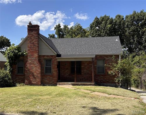6765 Kenwood Dr, Saint Louis, MO, 63121-3130 | Card Image