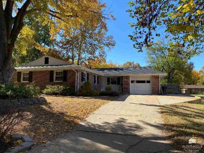 1913 Kenmar Drive, House other with 3 bedrooms, 0 bathrooms and null parking in Manhattan KS | Image 1