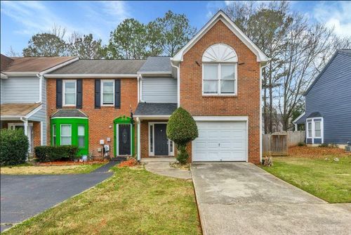 8051 Woodlake Dr, Riverdale, GA, 30274-3961 | Card Image