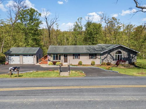 5328 Searsville Rd, Pine Bush, NY, 12566-6512 | Card Image