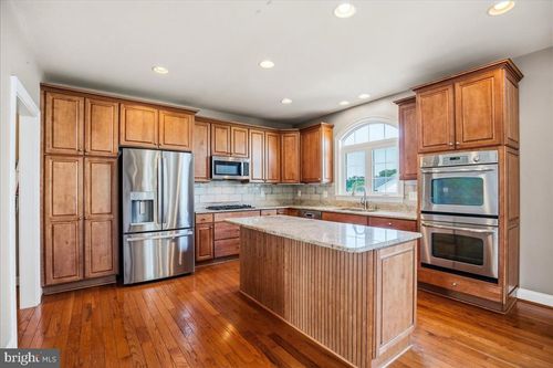 1003 Horse Pen Run, HUNTINGTOWN, MD, 20639-2328 | Card Image