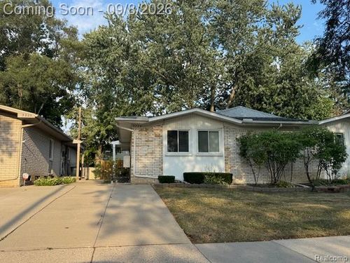 3224 Woodland Ave, Royal Oak, MI, 48073-2358 | Card Image
