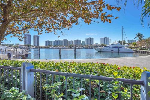 apt-1001-3610 Yacht Club Dr, Aventura, FL, 33180-3545 | Card Image