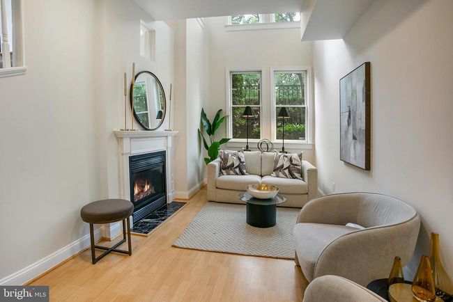 APT-5 - 27 Logan Cir Nw, Townhouse with 3 bedrooms, 3 bathrooms and null parking in WASHINGTON DC | Image 7