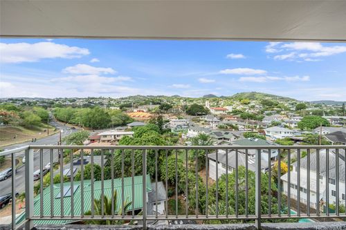 apt-1004-1687 Pensacola St, Honolulu, HI, 96822-2614 | Card Image