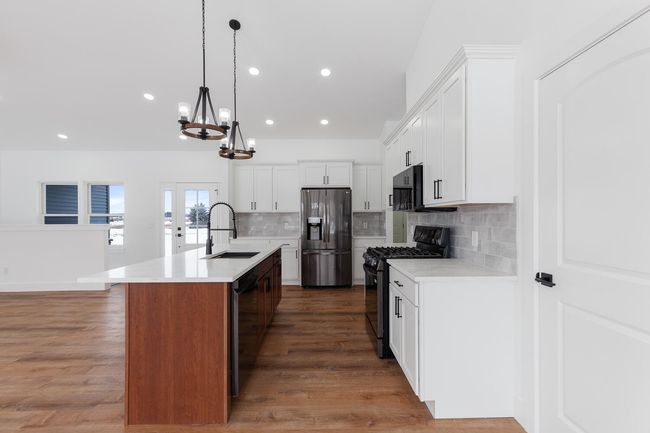 4817 Thompson Heights Blvd, House other with 4 bedrooms, 2 bathrooms and null parking in Adrian MI | Image 8