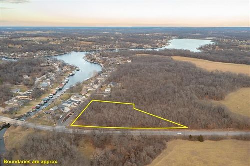 0000 S St, Lee's Summit, MO, 64086 | Card Image