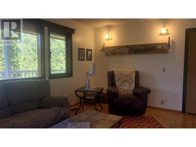 5110 Vance Rd, House other with 3 bedrooms, 3 bathrooms and 2 parking in Canyon BC | Image 20