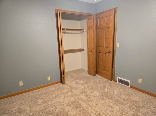 1005 Red Maple Ave, House other with 3 bedrooms, 2 bathrooms and null parking in Cresco IA | Image 17