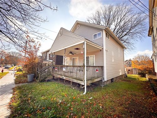 760 Penn Ave, Midland, PA, 15059-1419 | Card Image