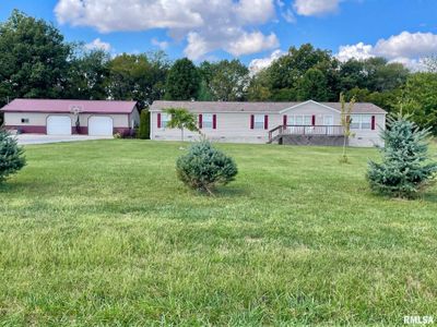 191 White Road, House other with 4 bedrooms, 2 bathrooms and null parking in Eldorado IL | Image 2