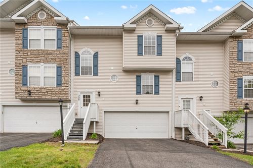 223 Mountain Dr, Carnegie, PA, 15106-2267 | Card Image