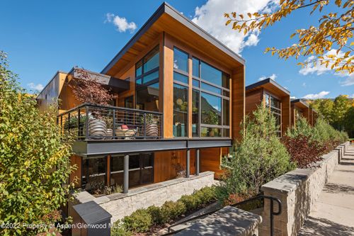 120 Juan St, Aspen, CO, 81611-1802 | Card Image