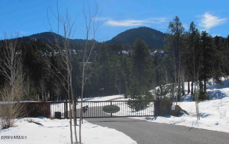 Land in Williams 4