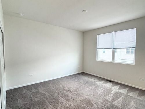 4181 Chelsea Manor Cir, Aurora, IL, 60504-3265 | Card Image