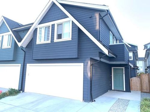 b-4954 47a Ave, Delta, BC, V4K1T5 | Card Image