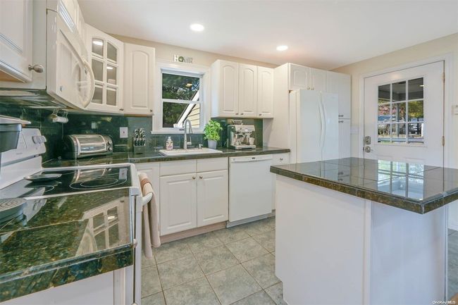 9 Shamrock Rd, House other with 2 bedrooms, 1 bathrooms and null parking in Rocky Point NY | Image 6