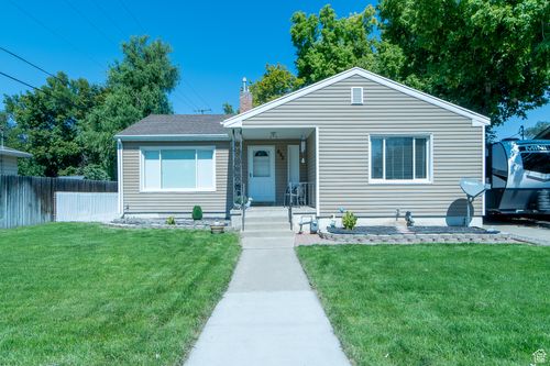 665 E 400 S, River Heights, UT, 84321-5603 | Card Image