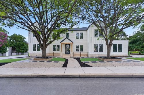 4-1301 Townsend Ave, Alamo Heights, TX, 78209-5161 | Card Image