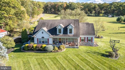 3682 Lehnenberg Road, RIEGELSVILLE, PA, 18077 | Card Image