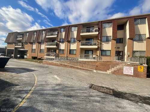 apt-a45-1190 W Saint Georges Ave, Linden, NJ, 07036-6154 | Card Image