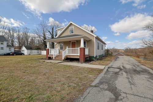 91 Wallkill Ave, Wallkill, NY, 12589-3138 | Card Image