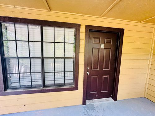201-385 Woodside Drive, ALTAMONTE SPRINGS, FL, 32701 | Card Image