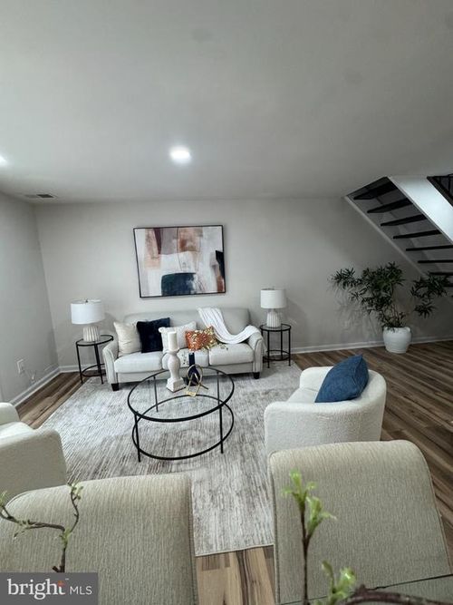 2292 White Cornus Ln, RESTON, VA, 20191-1138 | Card Image
