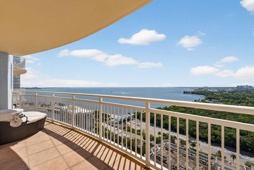 2501-2475 Brickell Ave, Miami, FL, 33129-2478 | Card Image