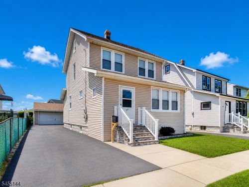 165 Randolph St, Carteret, NJ, 07008-2816 | Card Image