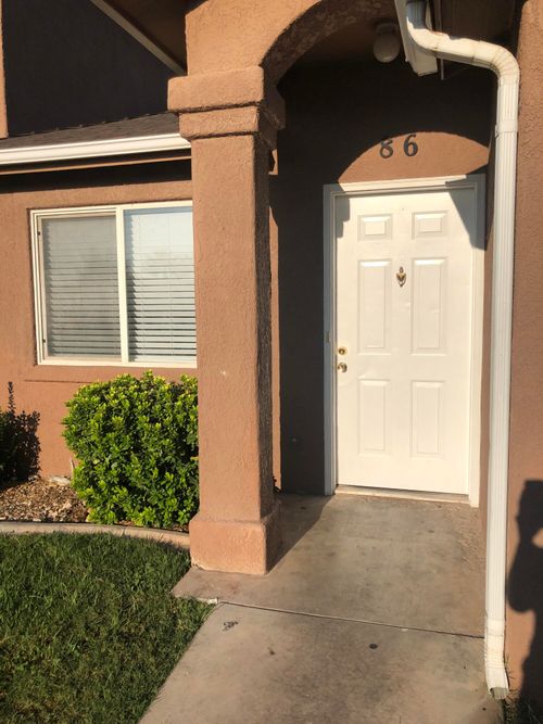 444 Sunland Dr, St George, UT, 84790-5810 | Card Image