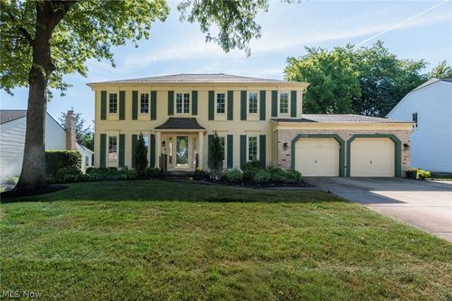 3703 Bradfords Gate, Rocky River, OH, 44116-3809 | Card Image