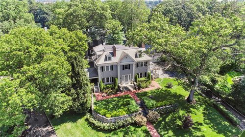 17 Gladwin Pl, Bronxville, NY, 10708-2201 | Card Image