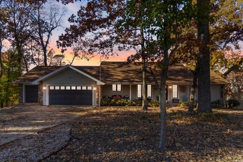 37 Tiree Dr, Bella Vista, AR, 72715-5220 | Card Image