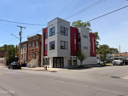 791 River St, Troy, NY, 12180-1235 | Card Image