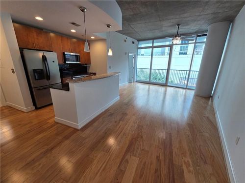 730-44 Peachtree Pl Ne, Atlanta, GA, 30309-5402 | Card Image