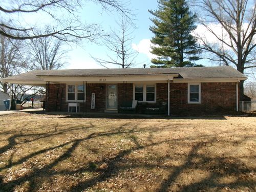 1013 Melody Ln, Lawrenceburg, KY, 40342-9437 | Card Image