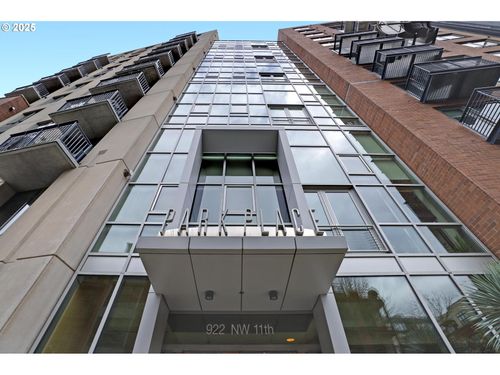 602-922 Nw 11th Ave, Portland, OR, 97209-2776 | Card Image