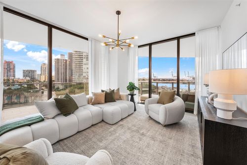 unit-901-500 Alton Rd, Miami Beach, FL, 33139-7196 | Card Image