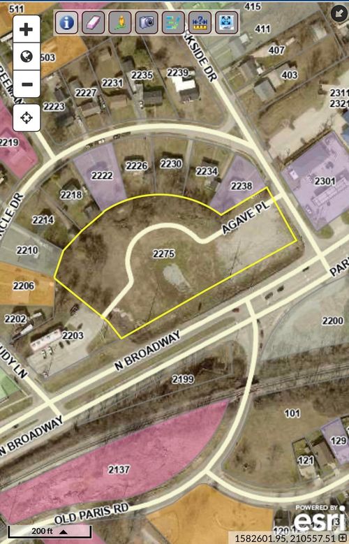 2275 N Broadway Park, Lexington, KY, 40505 | Card Image