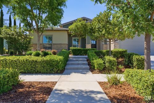 13529 Stonethwaite Ln, Bakersfield, CA, 93311-8741 | Card Image