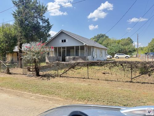 410 S Lelia Ave, Texarkana, TX, 75501-6975 | Card Image