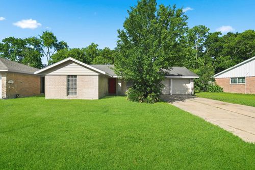 5755 Oakham St, Houston, TX, 77085-3325 | Card Image