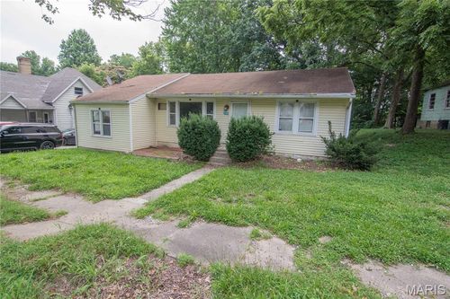 510 N 6th St, Vandalia, IL, 62471-1741 | Card Image