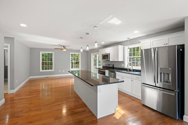 2B Buckley Hill Rd, Home with 3 bedrooms, 3 bathrooms and 2 parking in North Grosvenordale CT | Image 12